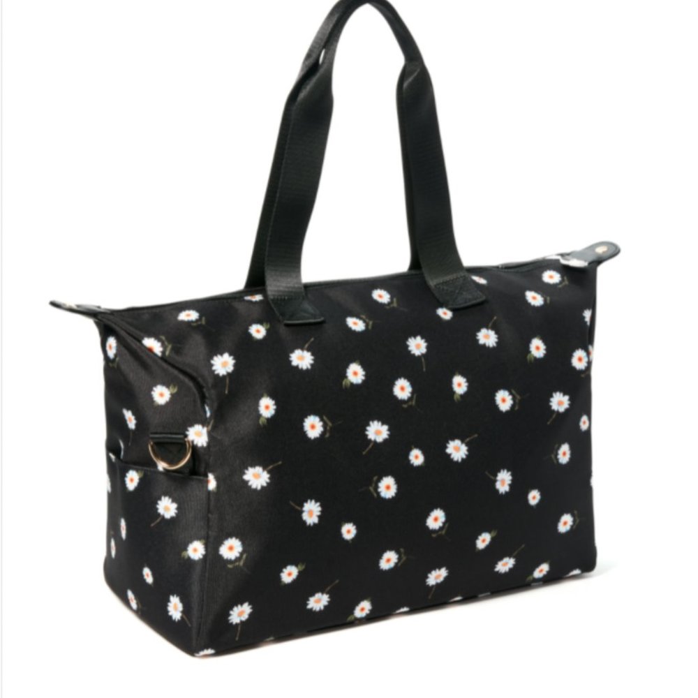 NWT Alice and Olivia Duffel Bag and Hat